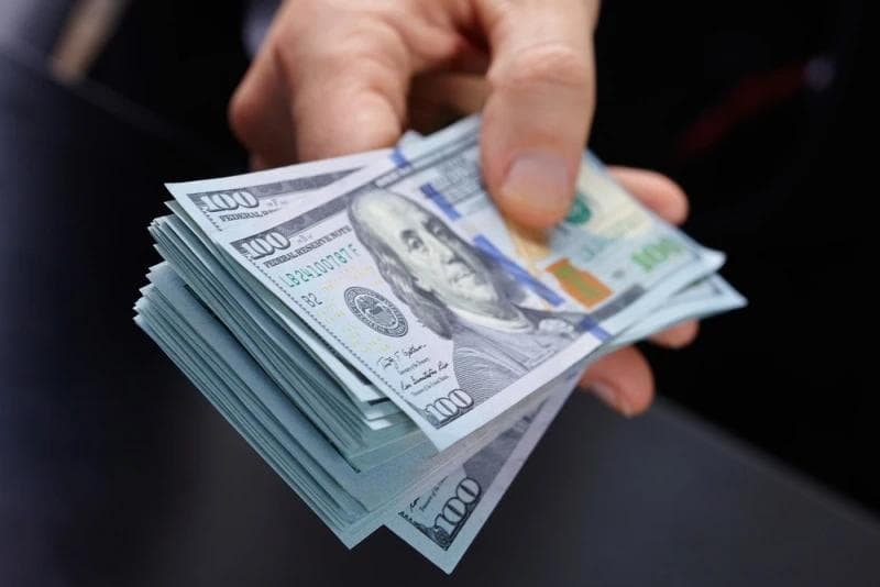 Male handing Lawsuit Loan cash